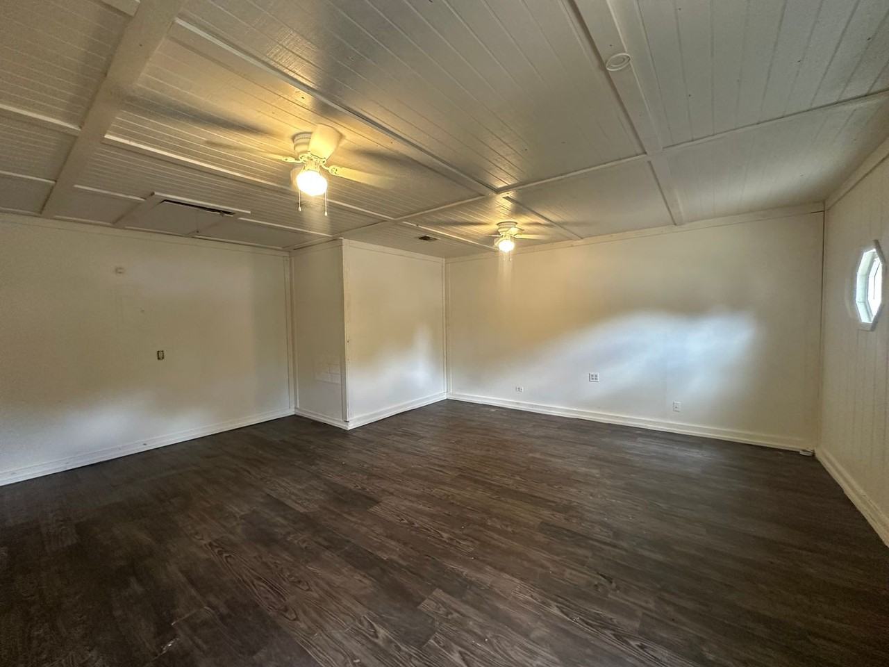 4001 Colonial Sun Dr - Photo 2 of 13