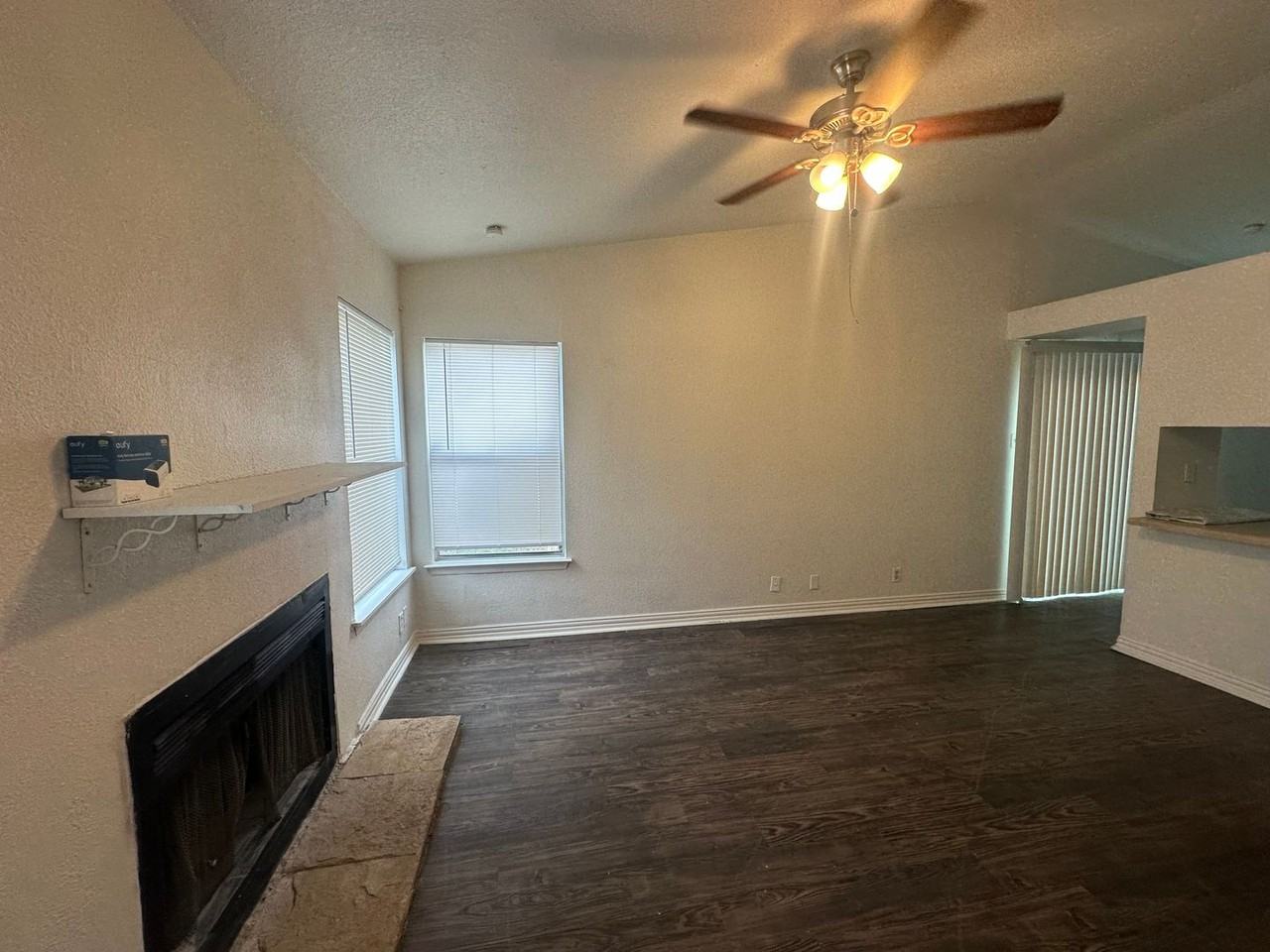 4001 Colonial Sun Dr - Photo 4 of 13