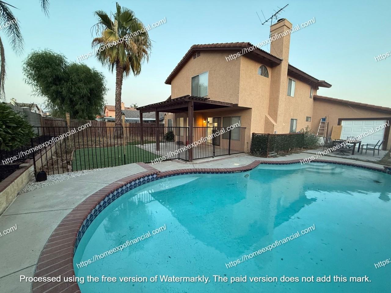 24612 Freeport Dr - Photo 3 of 40