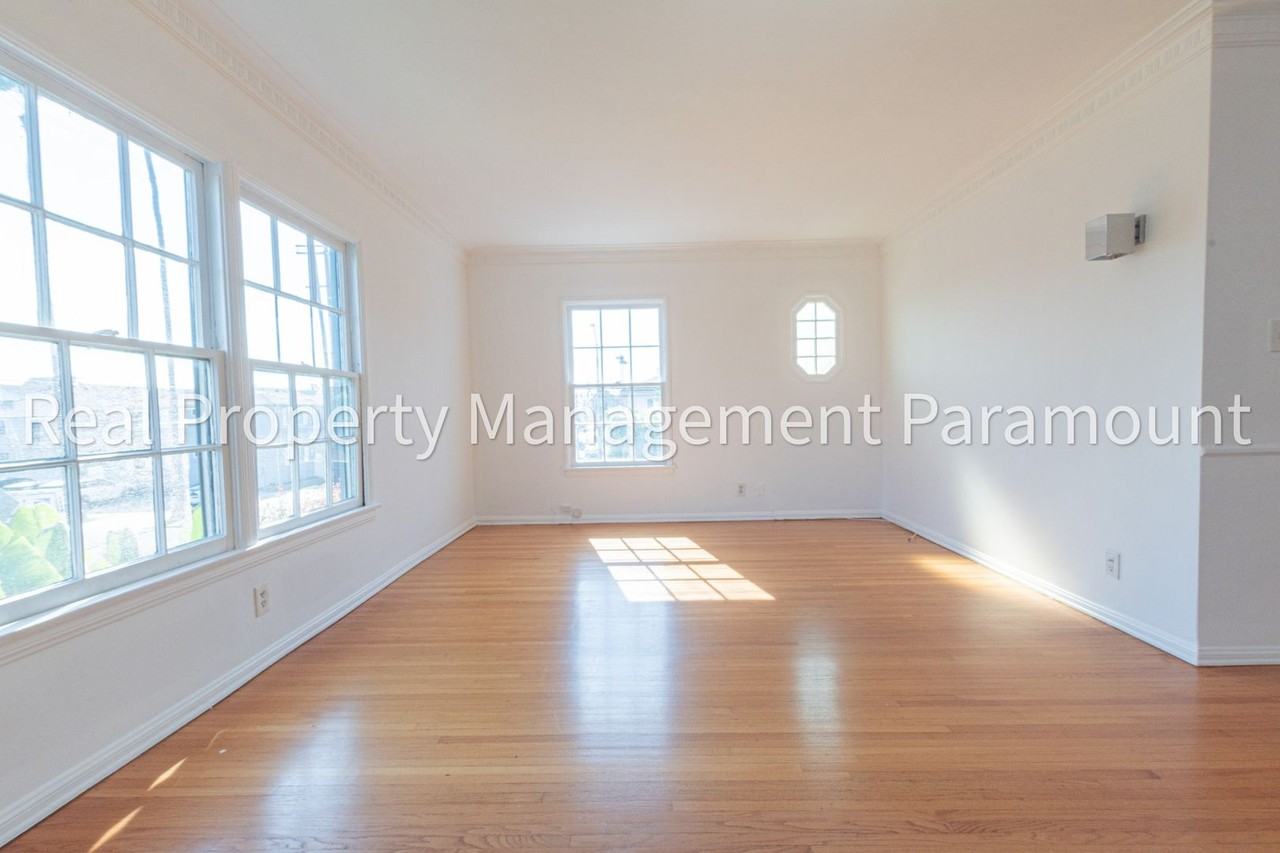 5823 Saturn St - Photo 5 of 25