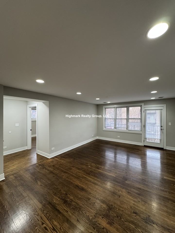 2528 W Fitch Ave #3 - Photo 5 of 19