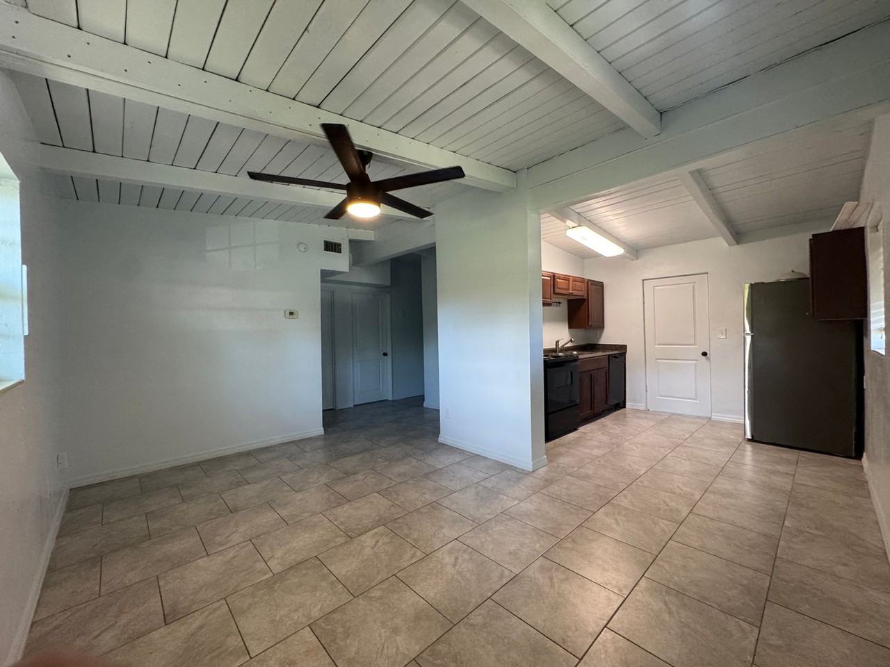 430 Dorothy Ave - Photo 3 of 15
