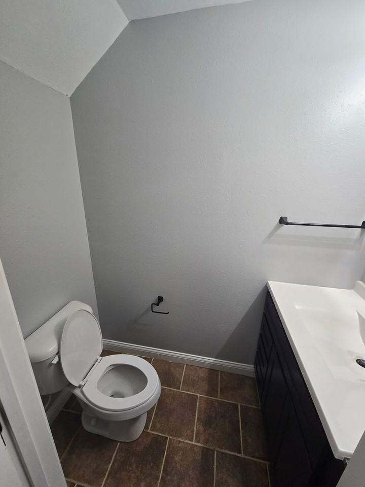 1849 Woodland Trl - Photo 7 of 12
