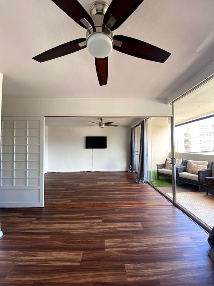 1423 Emerson St #212 - Photo 5 of 15