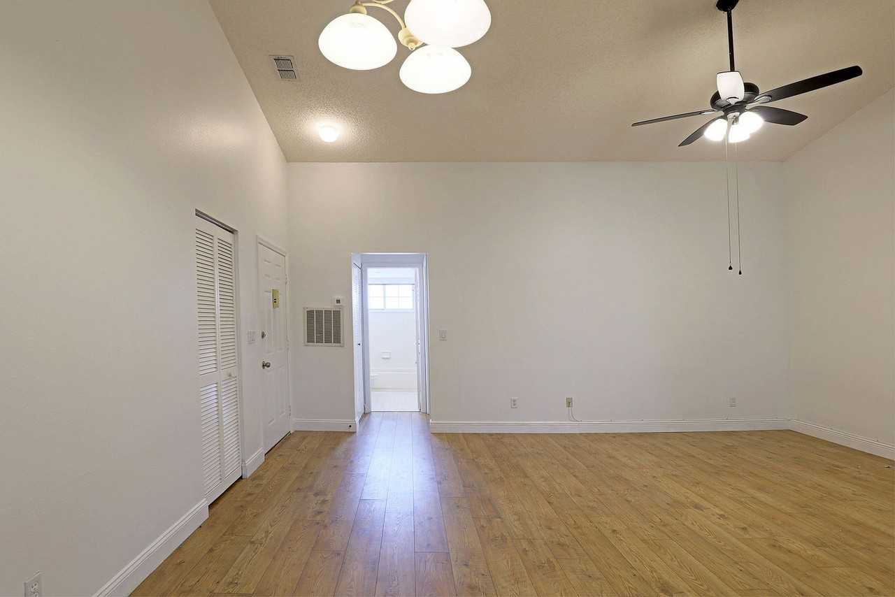 14975 Rivers Edge Court ##214 - Photo 7 of 23