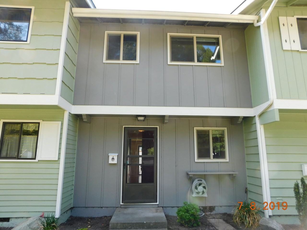 540 N Pine St #2 - Photo 4 of 29