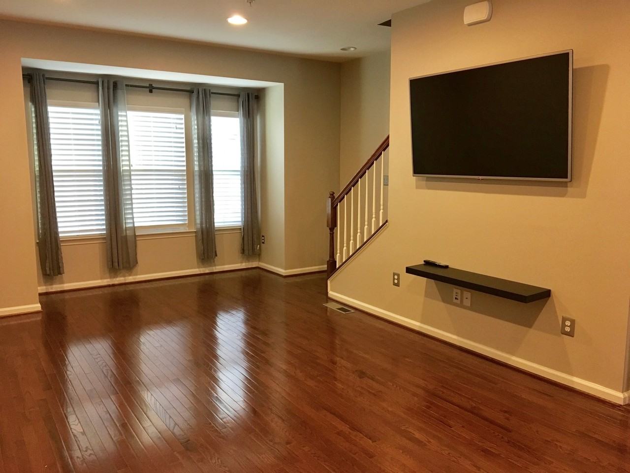 760 S Macon St - Photo 6 of 27