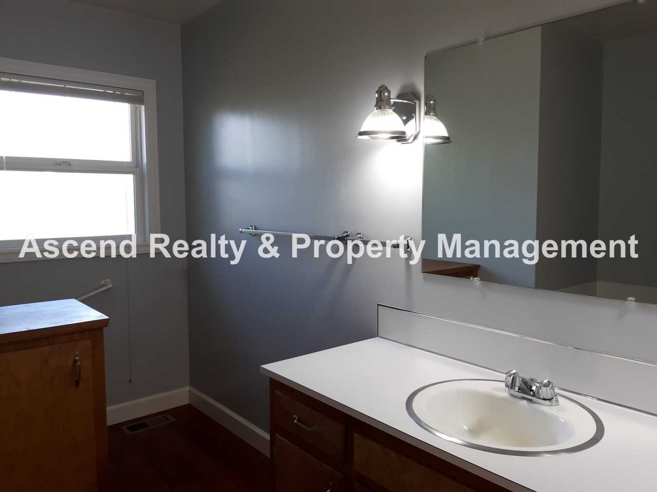 2945 Sw 118th Ave - Photo 6 of 20
