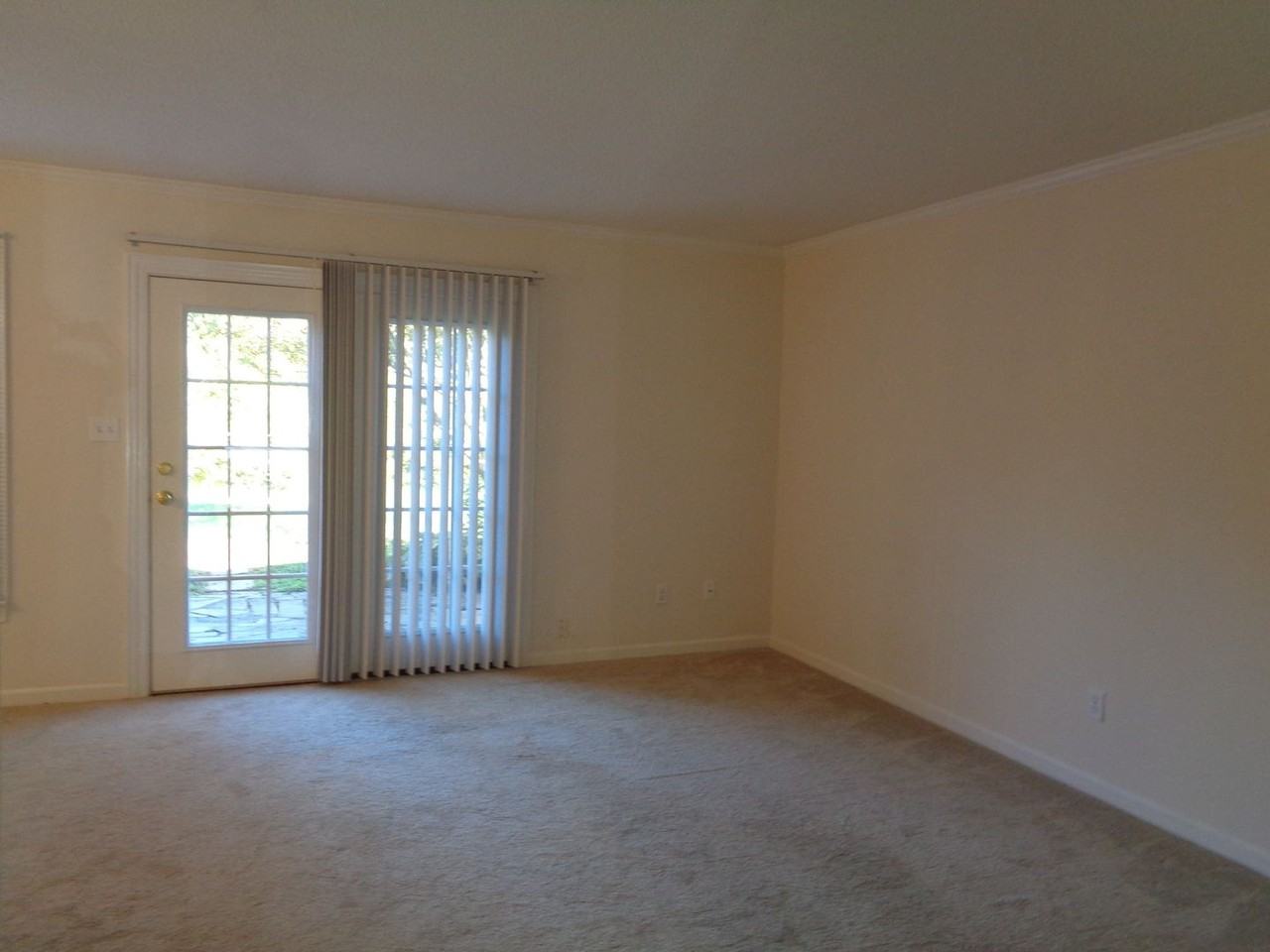 4173 Lytchfield Ct - Photo 3 of 20