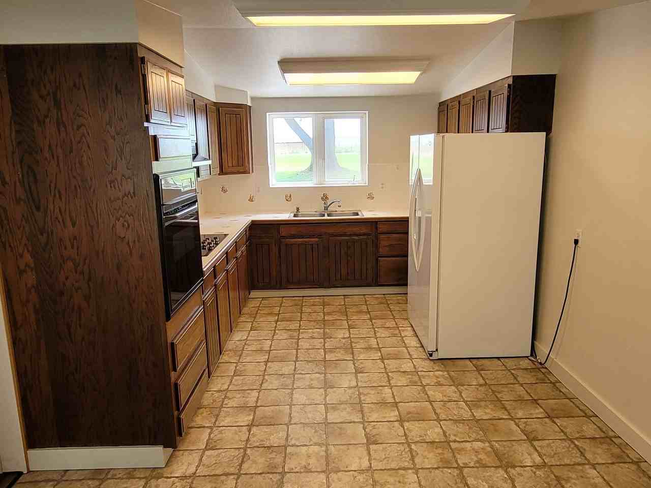 14174 Stratford Rd Ne - Photo 2 of 28