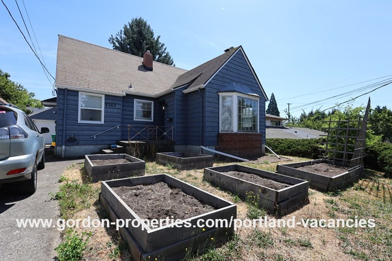 2360 Se 57th Ave - Photo 2 of 50
