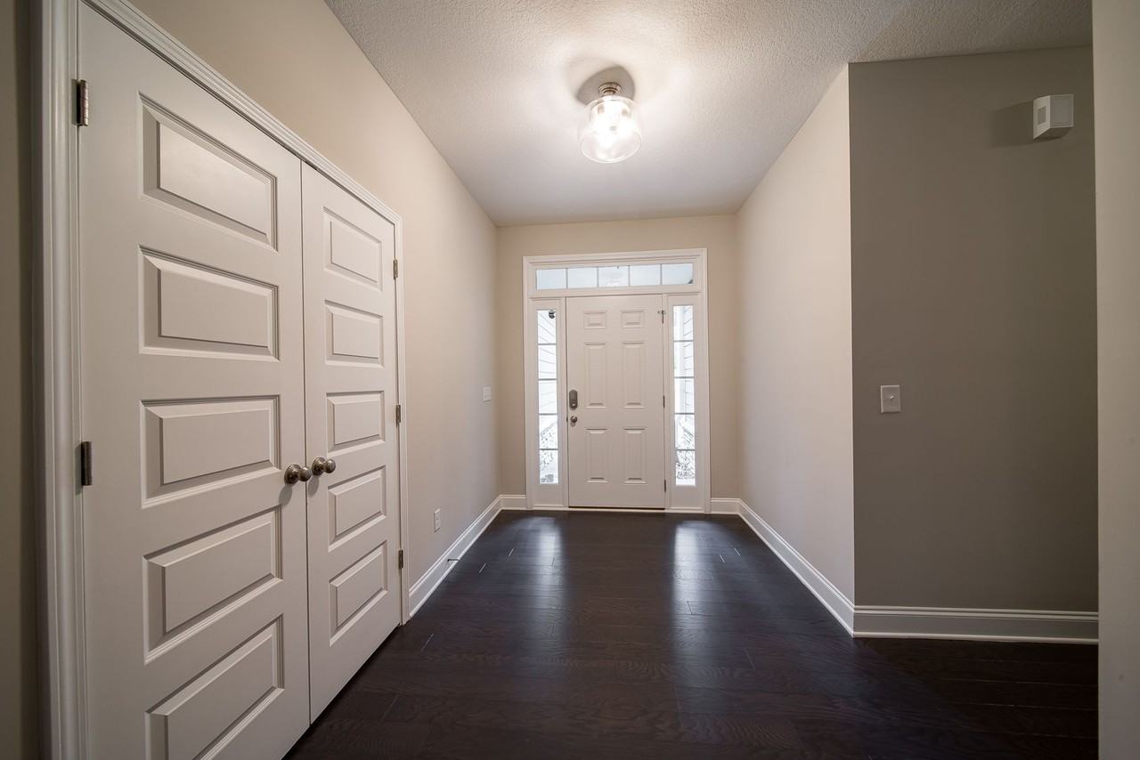 133 Cathy Ct - Photo 2 of 41
