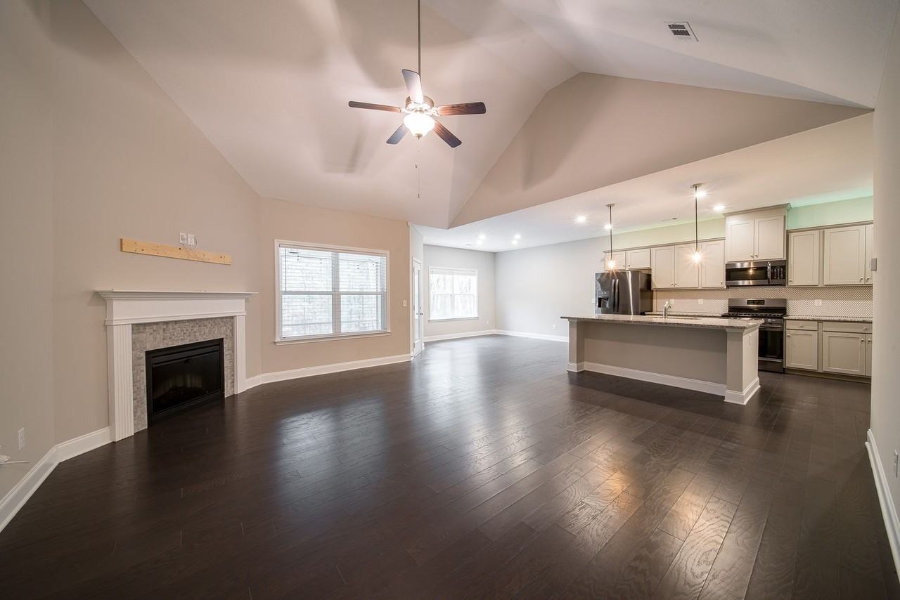 133 Cathy Ct - Photo 3 of 41