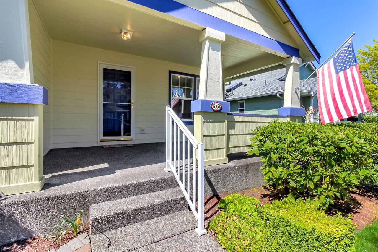 1861 Palisade Blvd - Photo 4 of 35