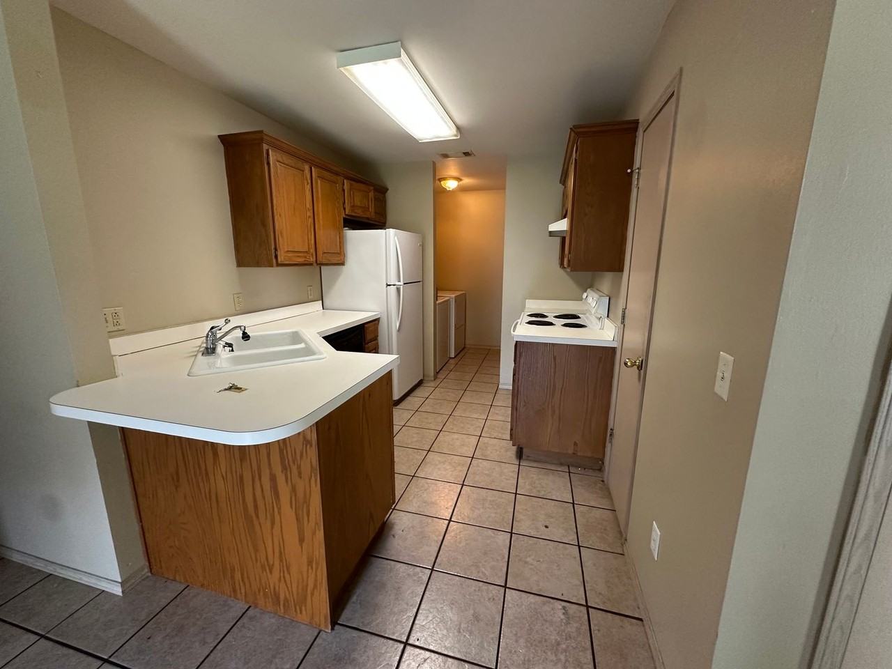 1118 S Ithaca Ave - Photo 4 of 12