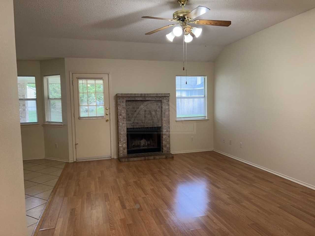 4203 Bluestem Ln - Photo 3 of 19