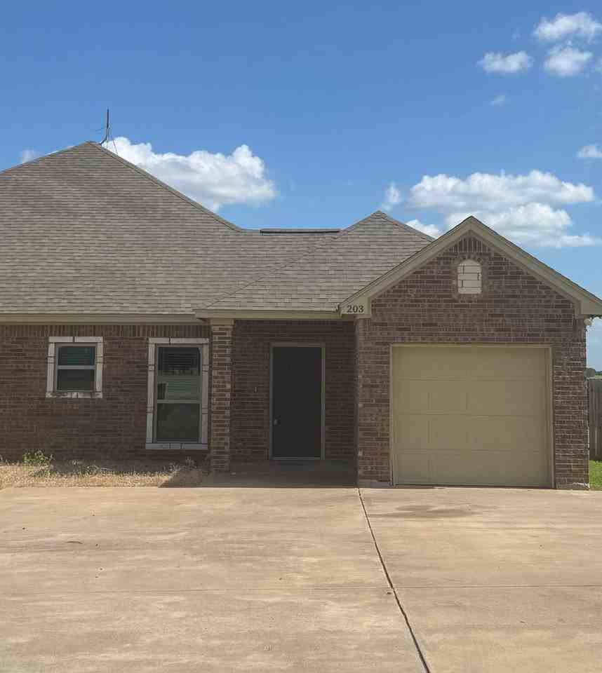 203 Walker Ln - Photo 2 of 18