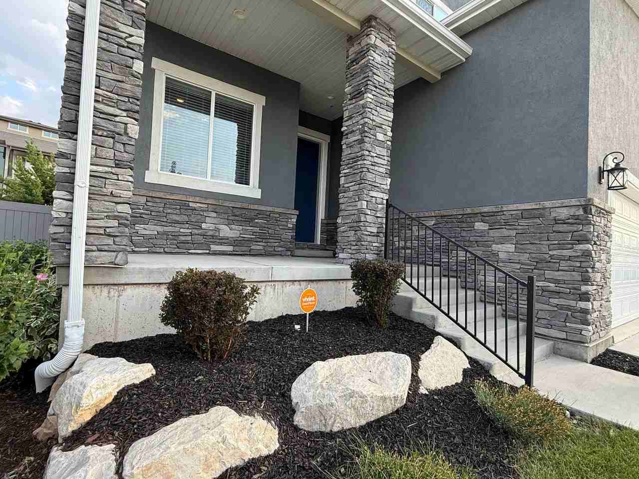 1201 W Waverly Hills Ln - Photo 2 of 33