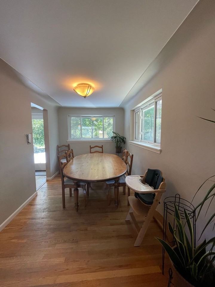 520 S 45th St - Photo 4 of 27