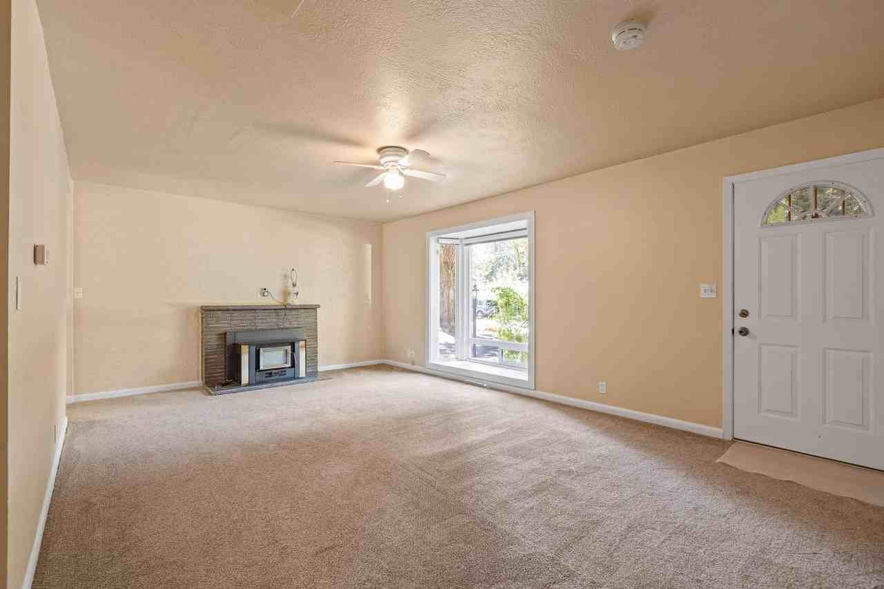 7505 Sw Alden St - Photo 5 of 37