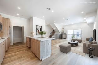 242 N Dillon St - Photo 1 of 1