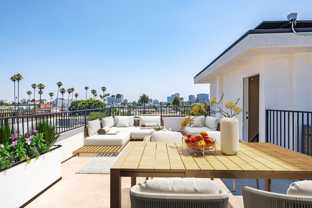 241 N Dillon St - Photo 1 of 1