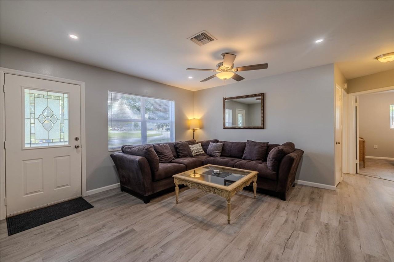 27313 J C Lane - Photo 2 of 26