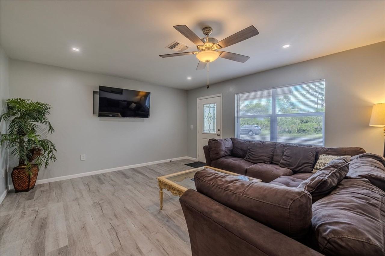 27313 J C Lane - Photo 3 of 26