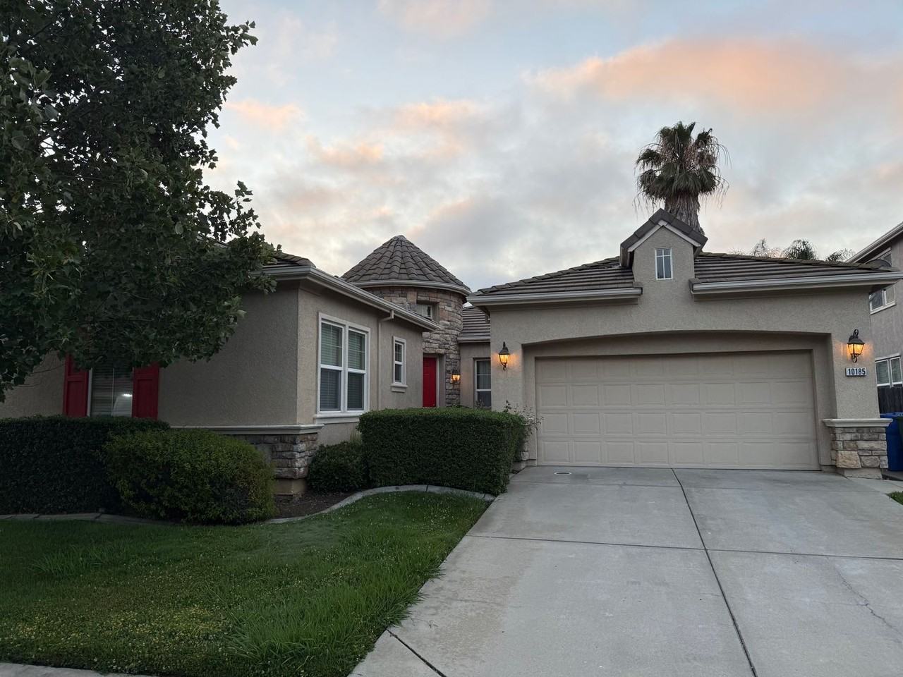 10185 Porto Moniz Way