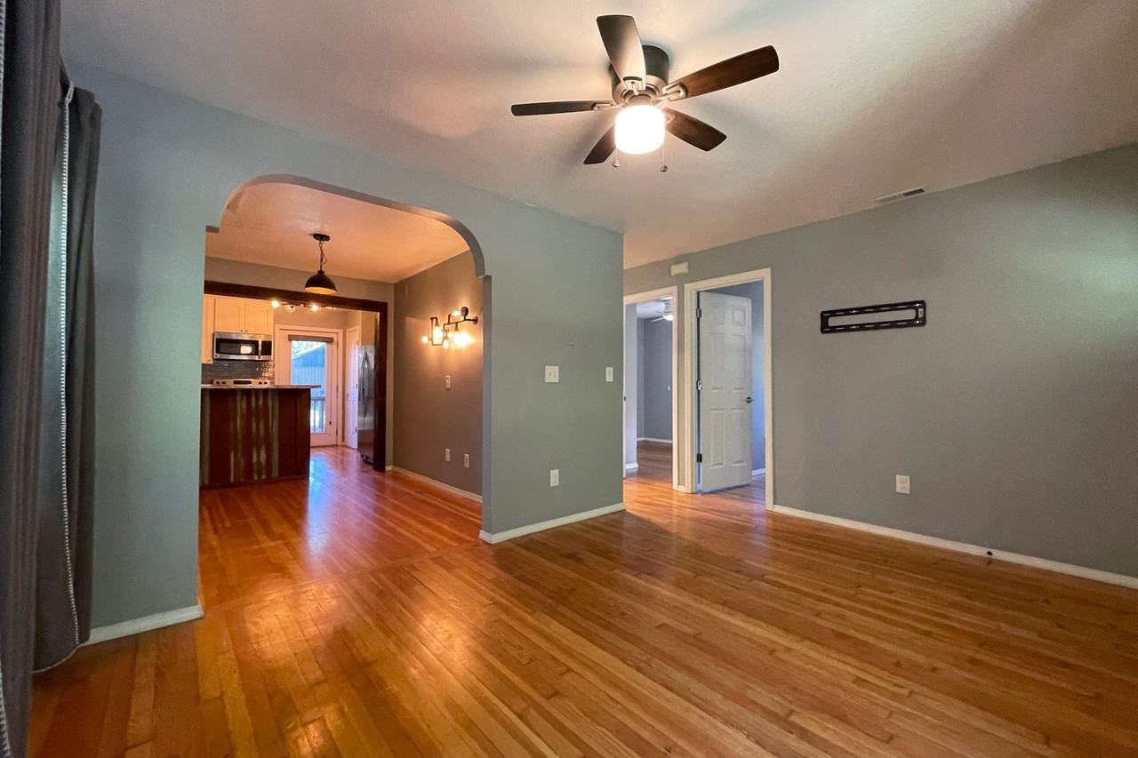 2320 N Kilpatrick St - Photo 5 of 24