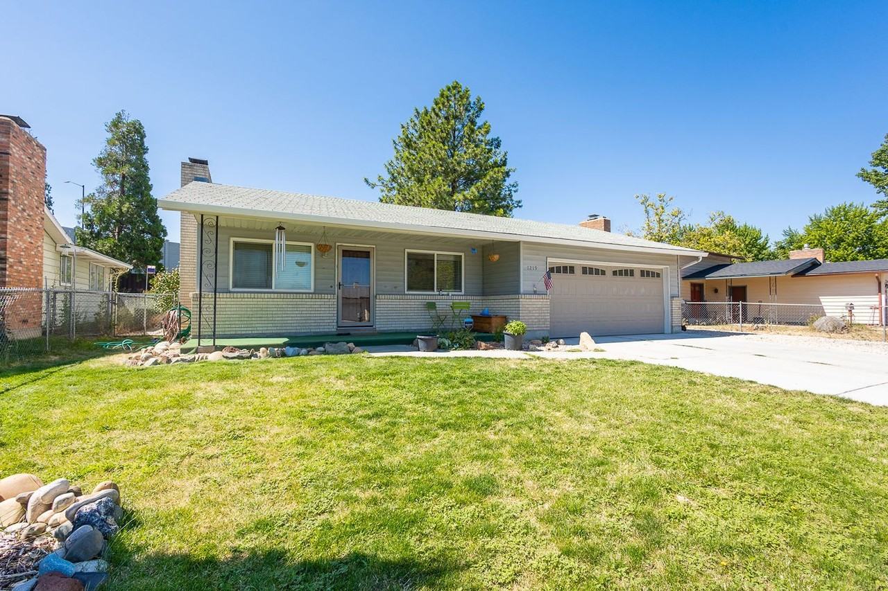 1219 W Sunrise Rim Rd - Photo 2 of 44