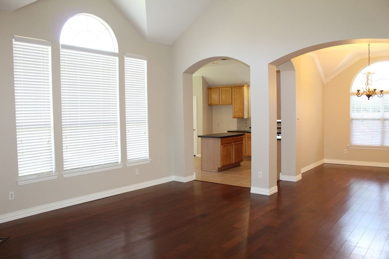 4755 Logan Ct - Photo 2 of 17