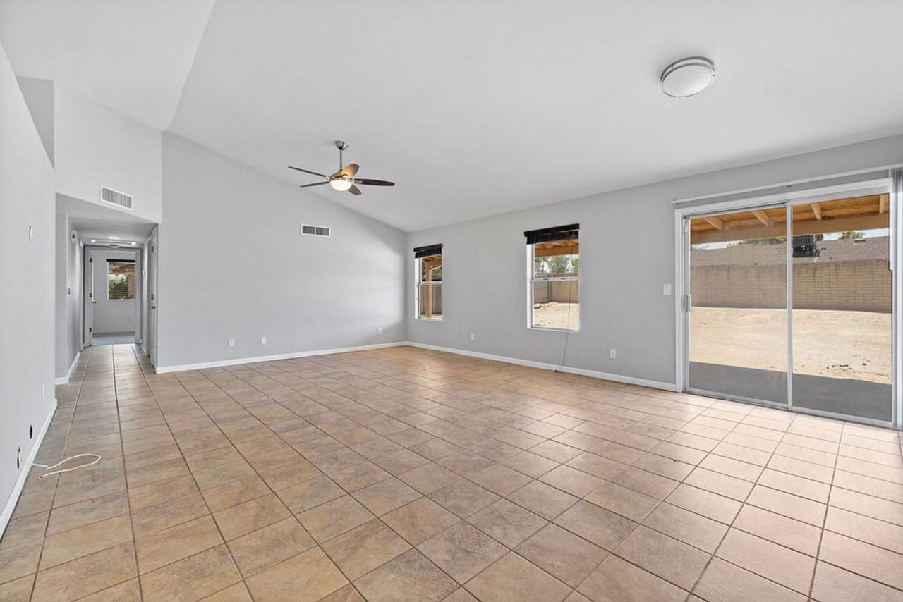 3165 W Coriander Dr - Photo 3 of 26