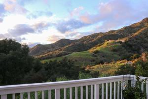 featured image of 1368 Farnham Rd