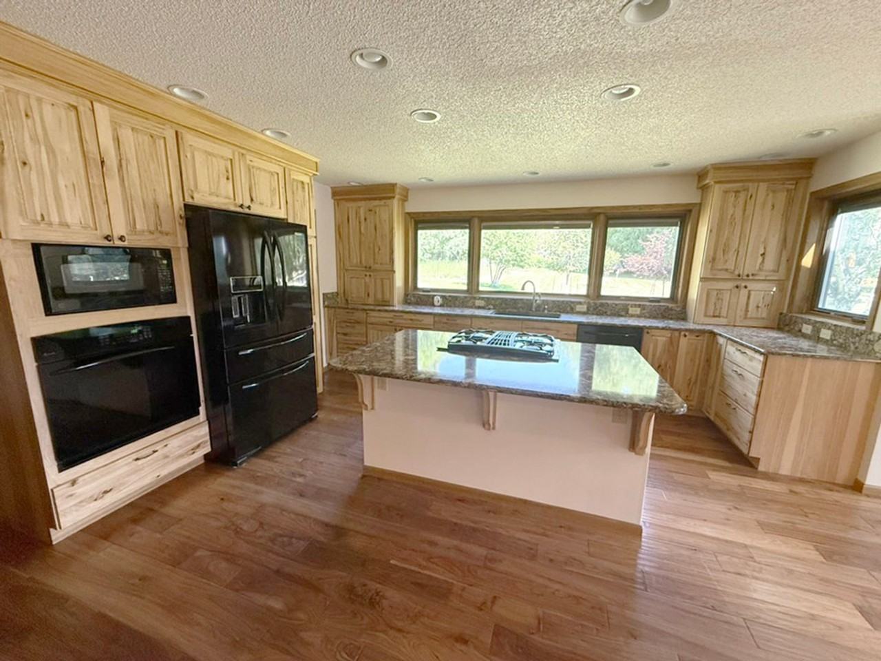 4432 Annette Park Dr - Photo 3 of 33