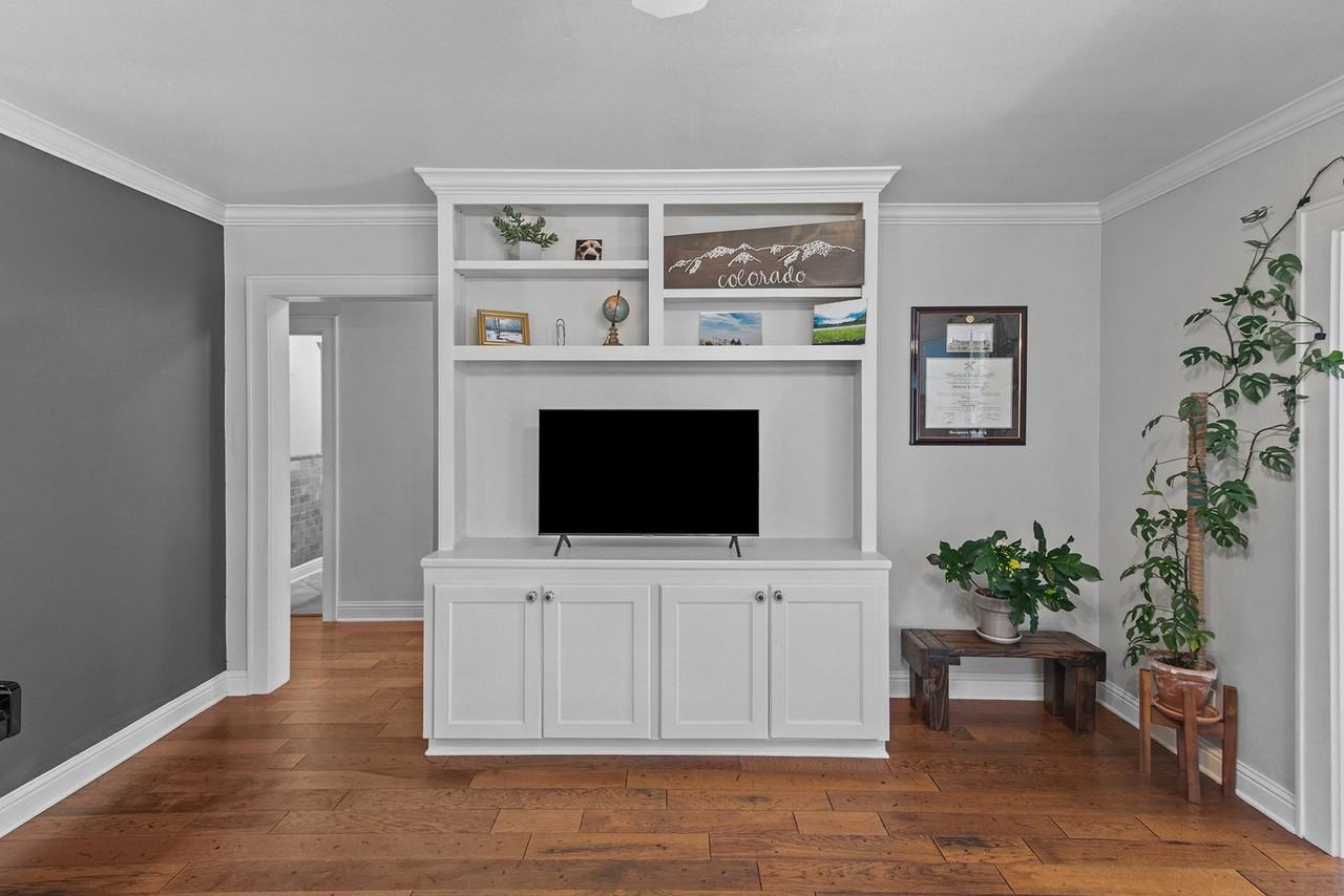 429 Slattery Blvd - Photo 7 of 35