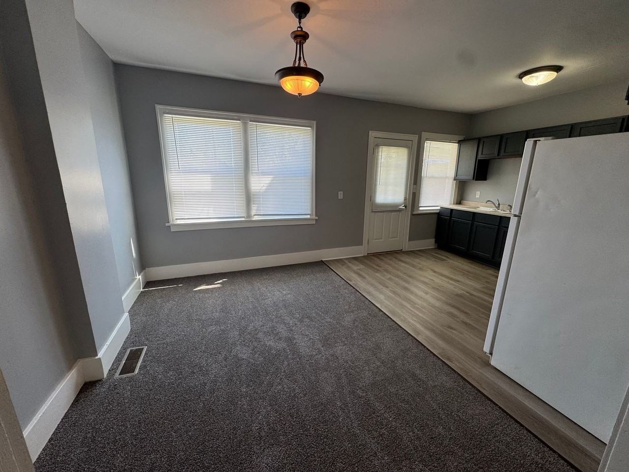 412 15th Ave - Photo 2 of 20