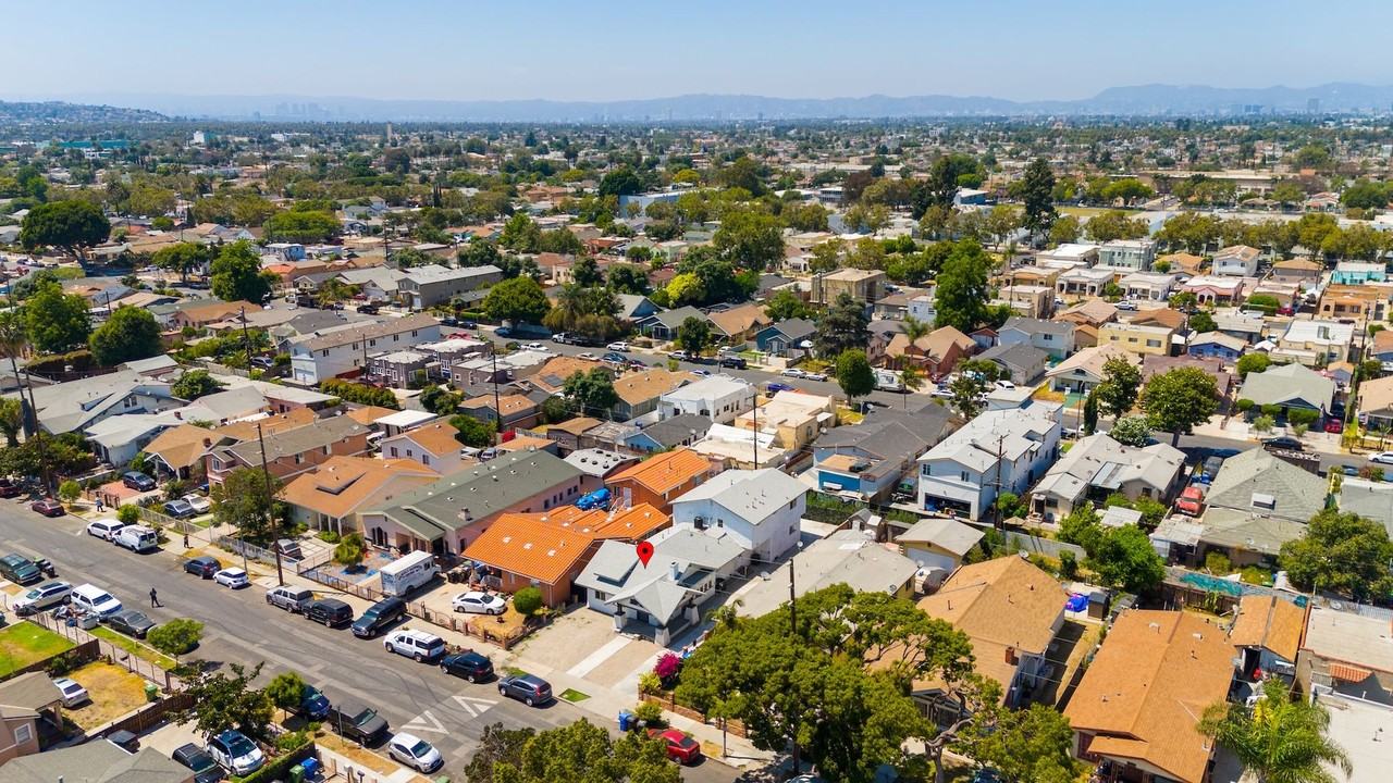 1049 W. 62nd Street - Photo 6 of 6