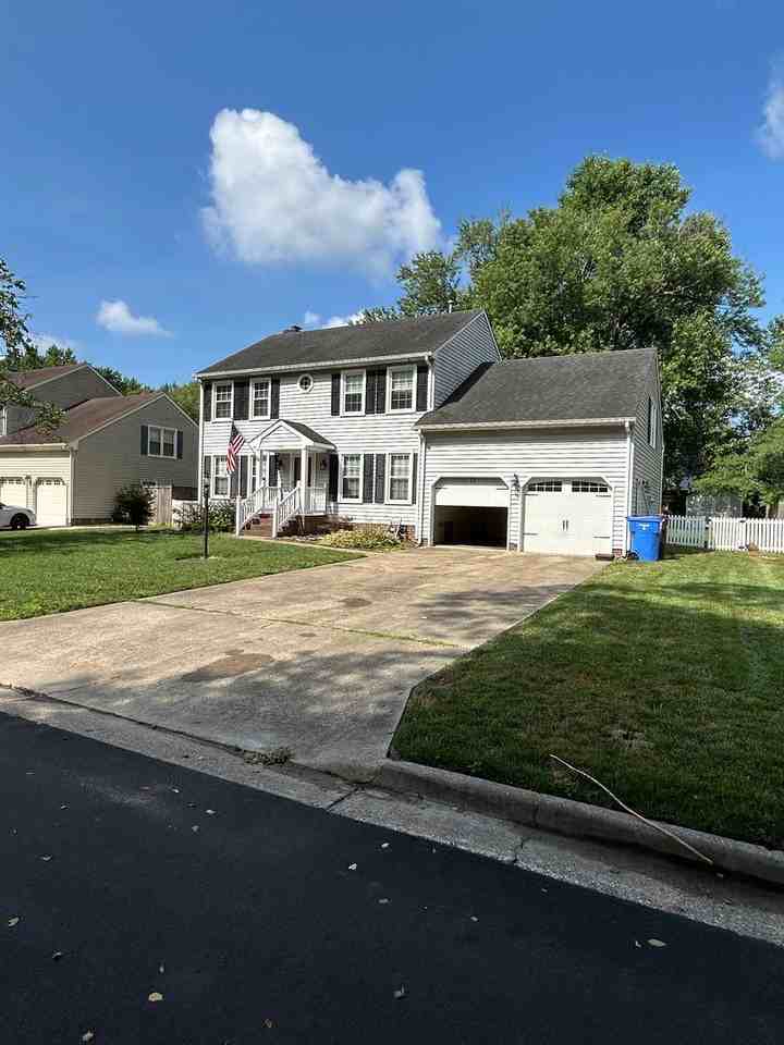 548 Currituck Dr - Photo 2 of 46