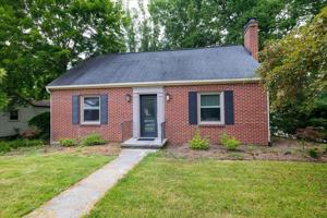 featured image of 1100 Kentwood Dr