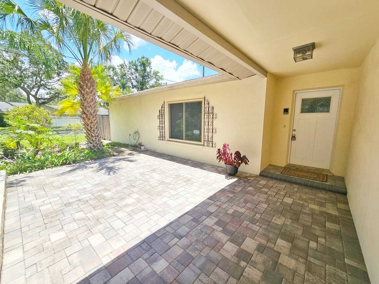 3101 Egret Ter - Photo 2 of 34