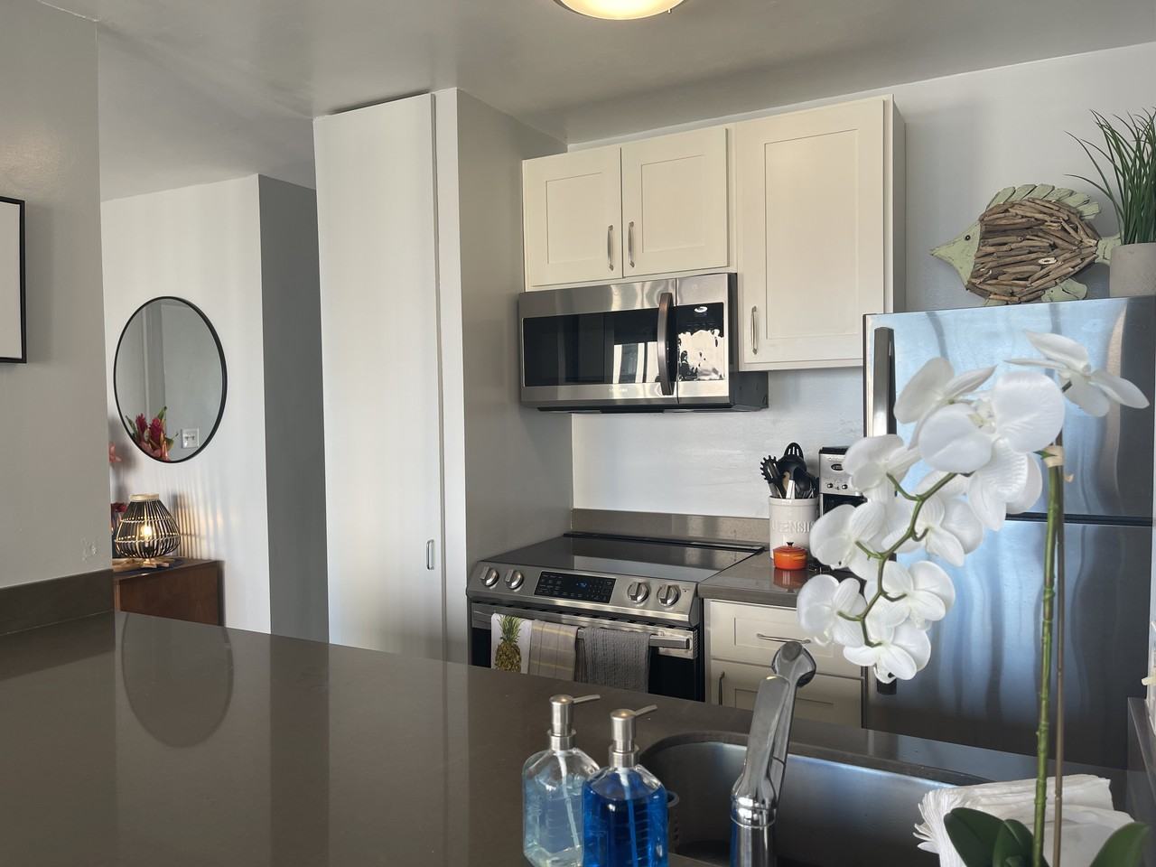 1690 Ala Moana Boulevard #1705 - Photo 7 of 22