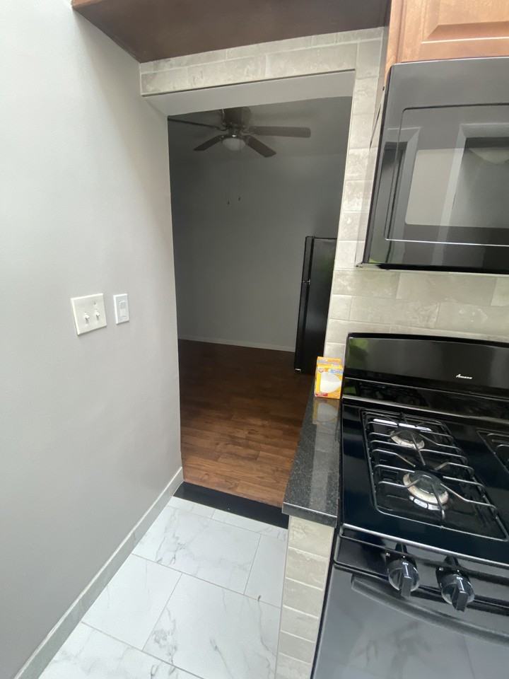 23-83 38th Street #2F - Photo 2 of 18