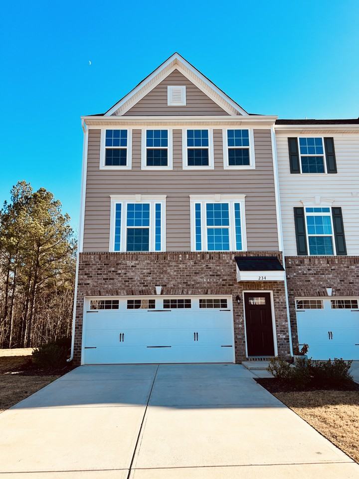 234 Amber Acorn Ave #234 - Photo 2 of 37