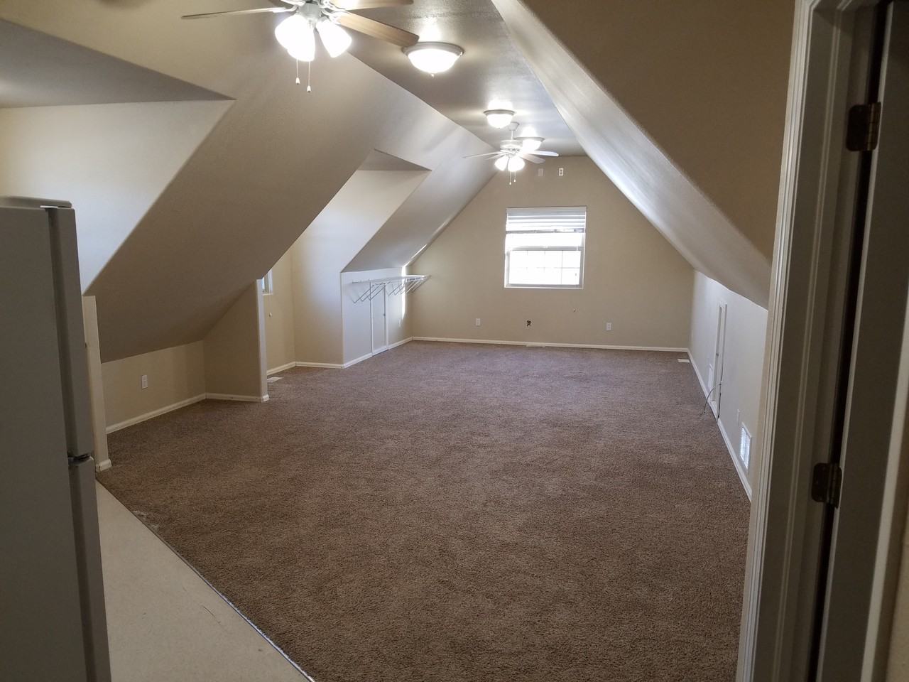 2927 High Street - Photo 4 of 11