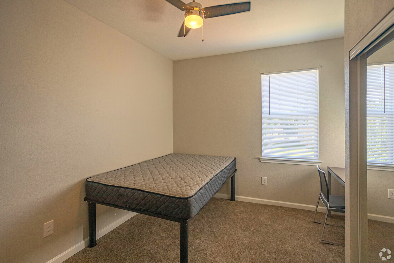 Milestone Stillwater - Photo 5 of 50