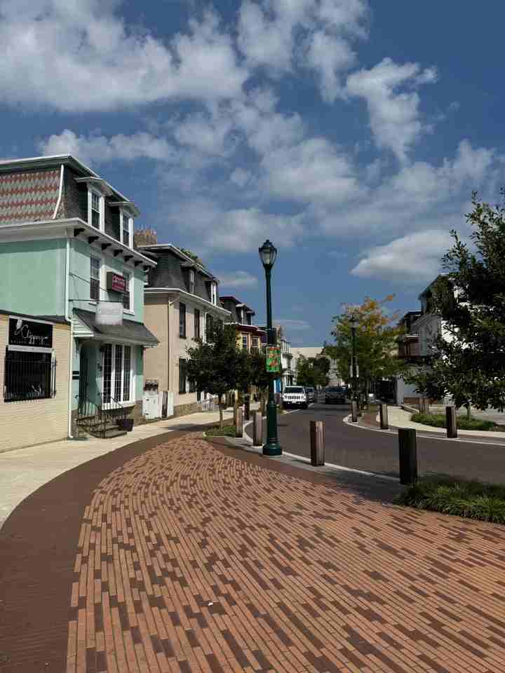 103 Maplewood (5600 Greene St) - Photo 6 of 8