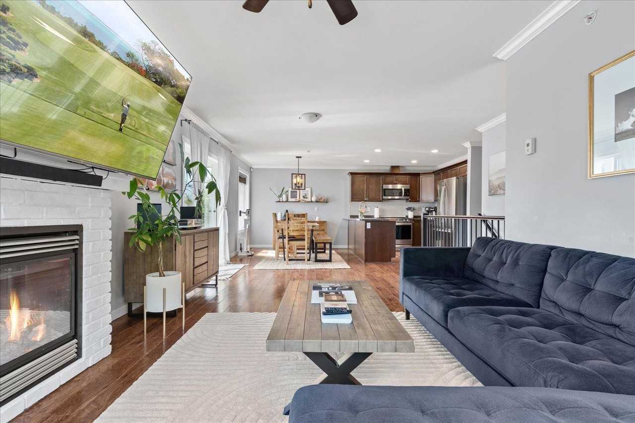 46298 Third Avenue #A - Photo 2 of 12