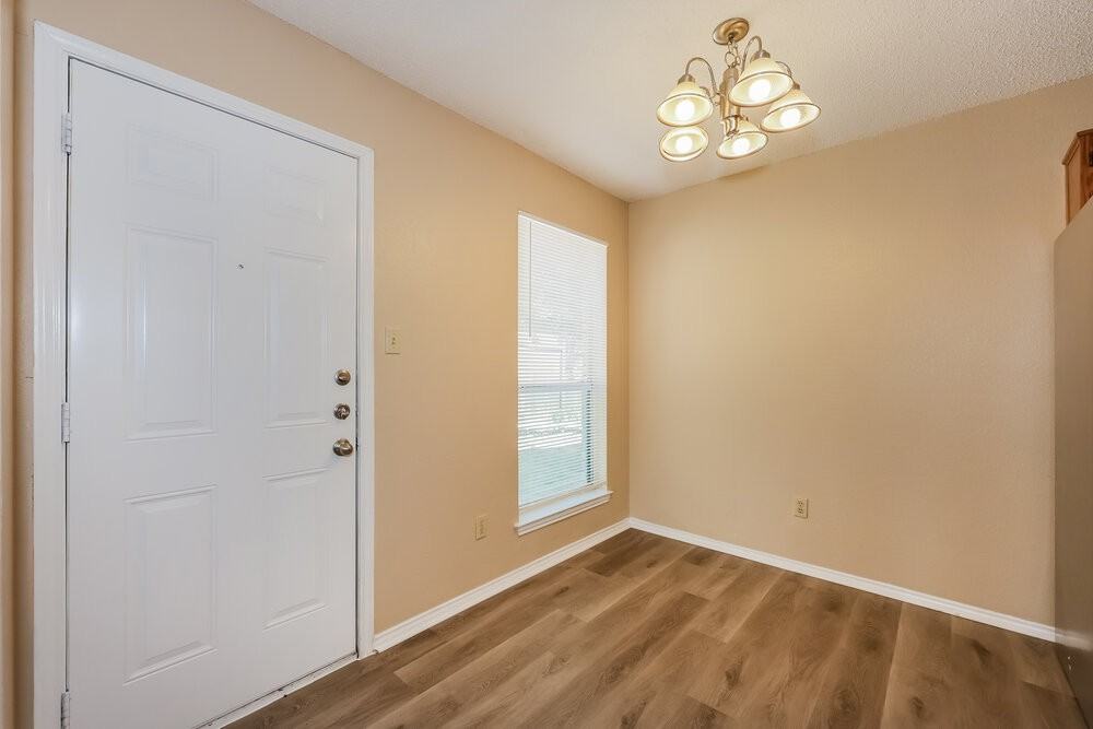 1125 Hidden Creek Dr - Photo 6 of 16