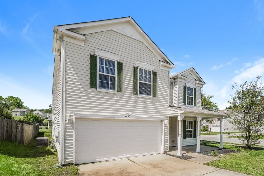 4490 Saint Catherines Ct - Photo 4 of 17